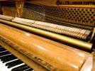 Un piano des Beatles et Pink Floyd aux enchères 