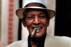 Cumpleano feliz Compay !