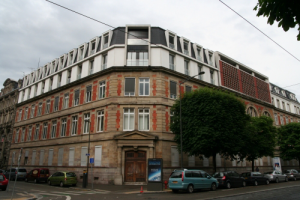 XXXVII - Vocation pour l'éloignement - Strasbourg - se marier - Un début dans la vie - La rue WenckerEntretien avec André Tubeuf