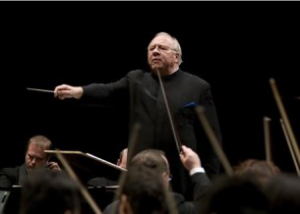 Retour à la maison pour Neeme Järvi