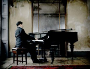 Deux Pleyel pour Perahia