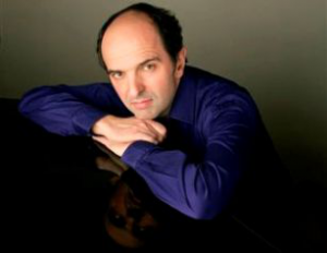 Denis Pascal, préludes debussiens et rhapsodies lisztiennes…