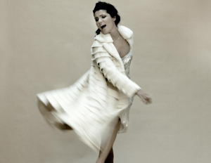Anna Netrebko, mélodies maisons