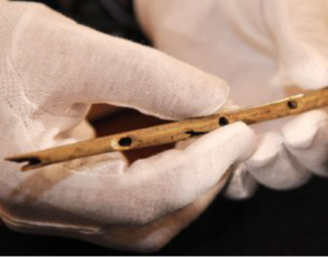 Des flûtes révèlent l'existence d'une tradition musicale vieille de 35.000 ans