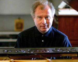 András Schiff décortique le génie de Haydn
