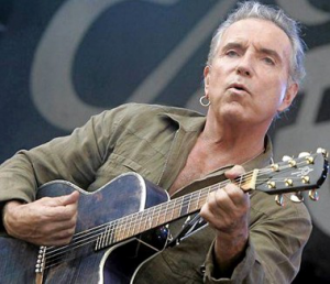 Bernard Lavilliers Un cœur en exil qui chante les causes perdues