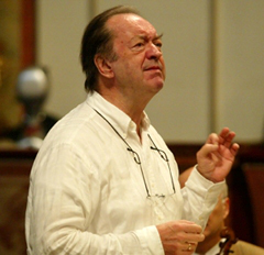 Nikolaus Harnoncourt : « L'art doit changer la vie »