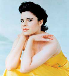  Luisa embastillée