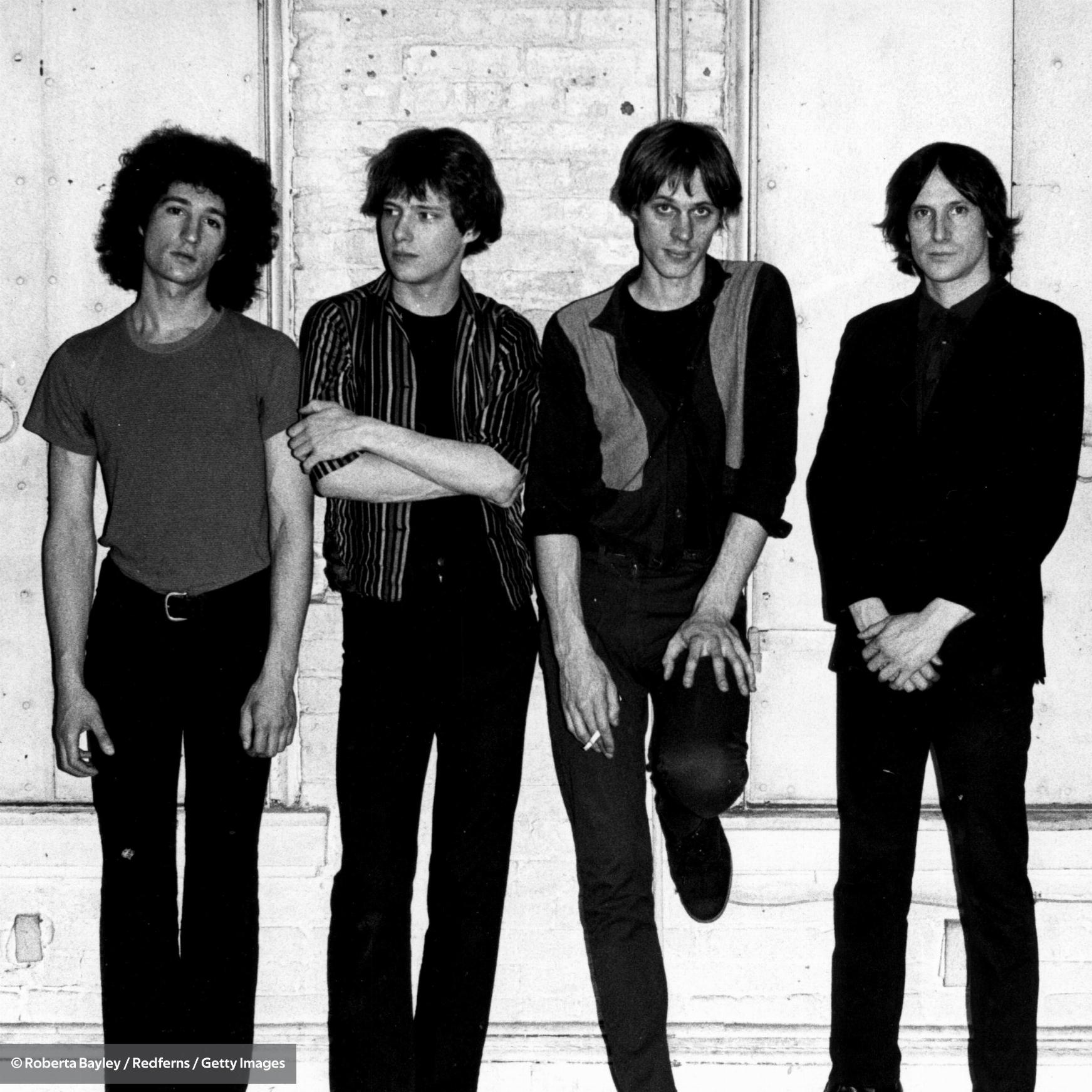 Television Télécharger et écouter les albums.