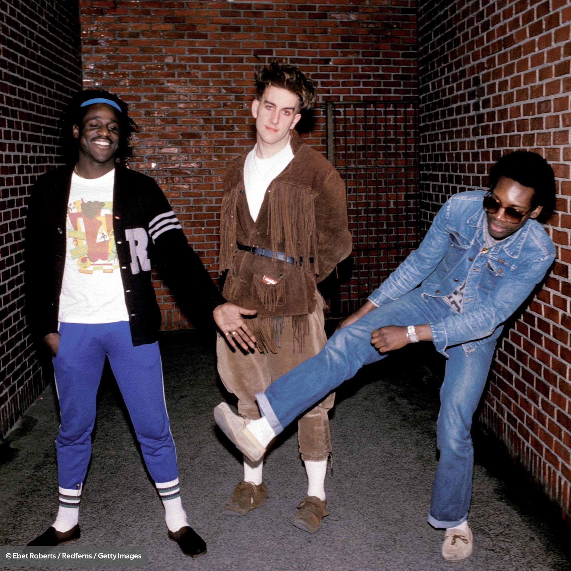 Fun Boy Three Télécharger et écouter les albums.