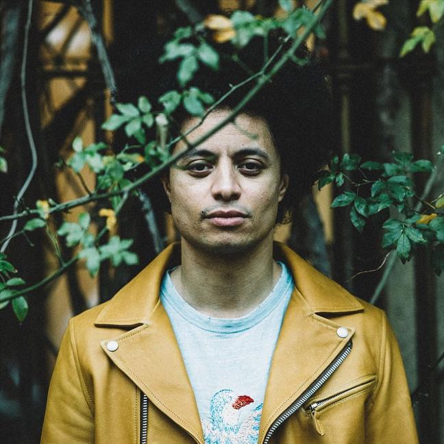 Jose James Télécharger et écouter les albums.