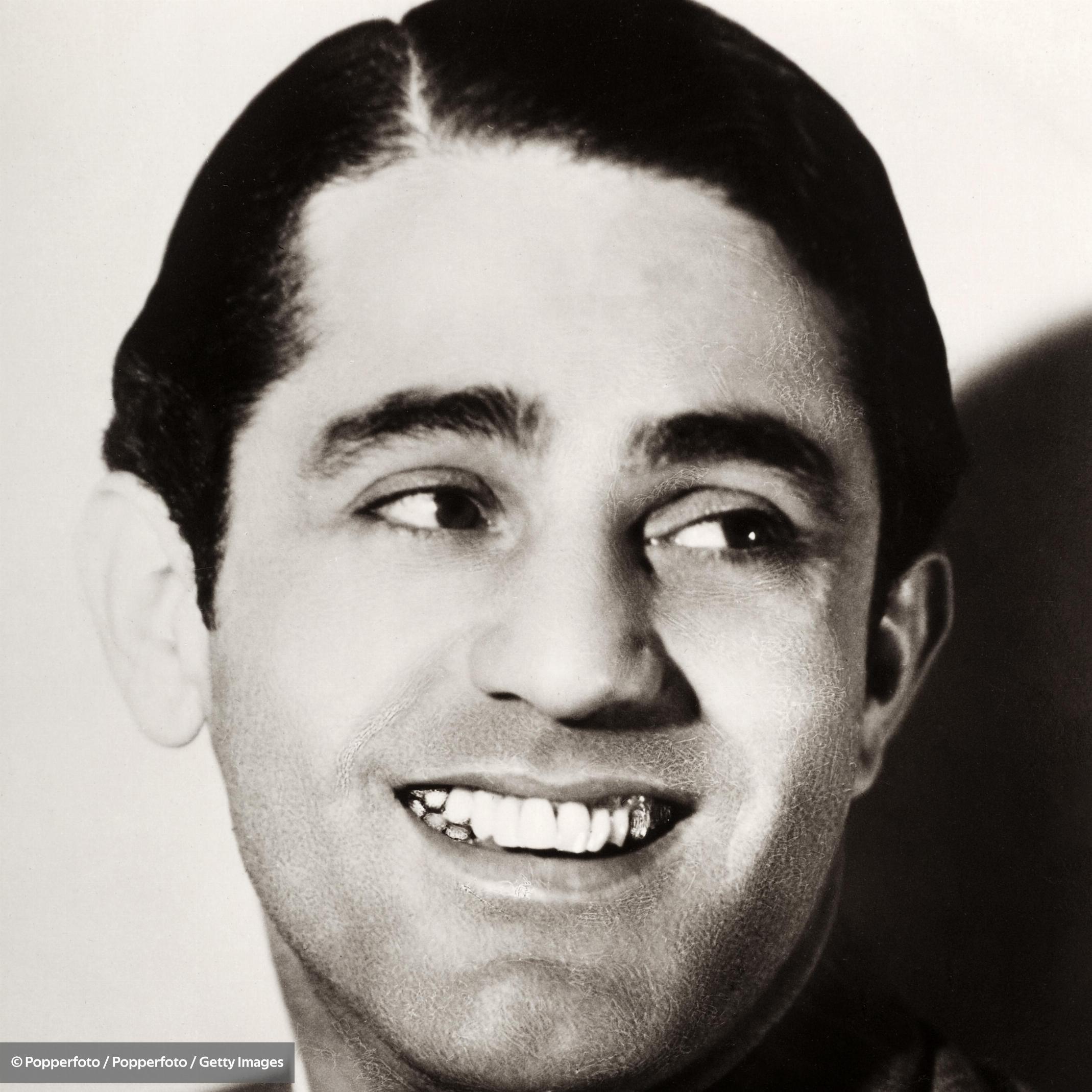 Al Bowlly Télécharger et écouter les albums.