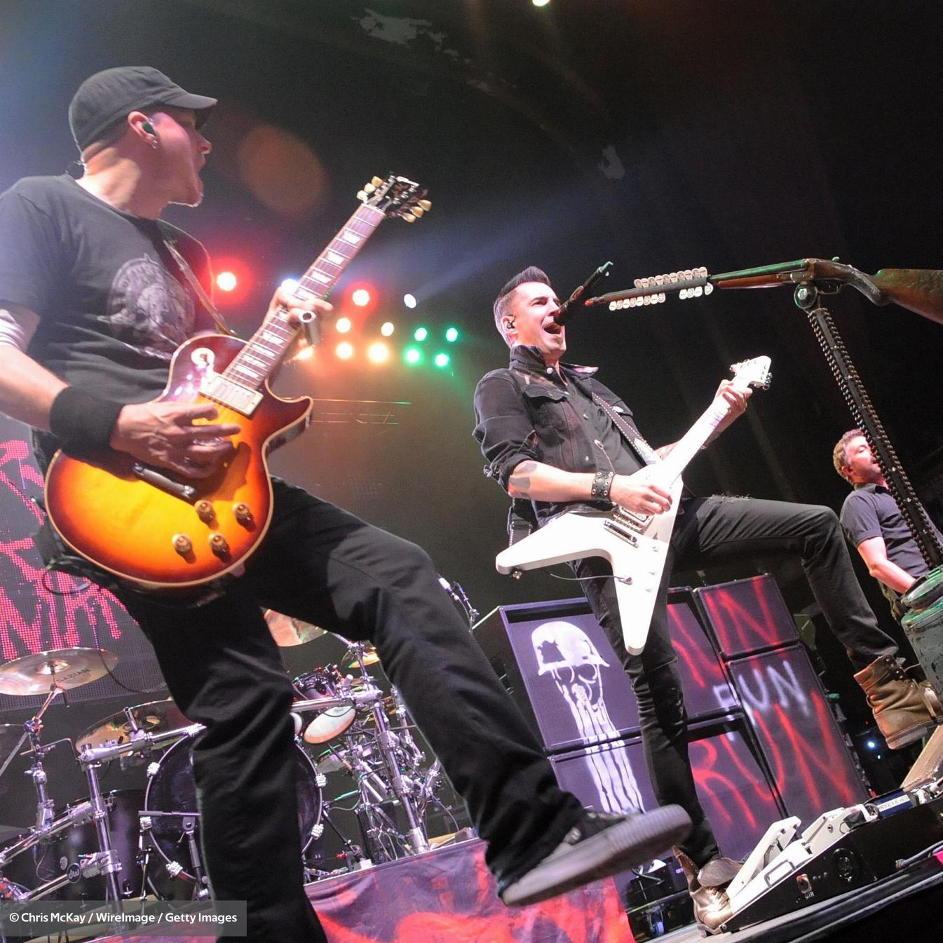 Theory Of A Deadman Télécharger et écouter les albums.