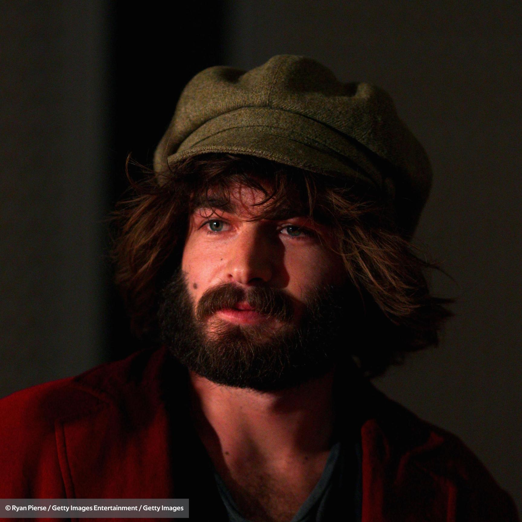 Angus Stone - Télécharger et écouter les albums.