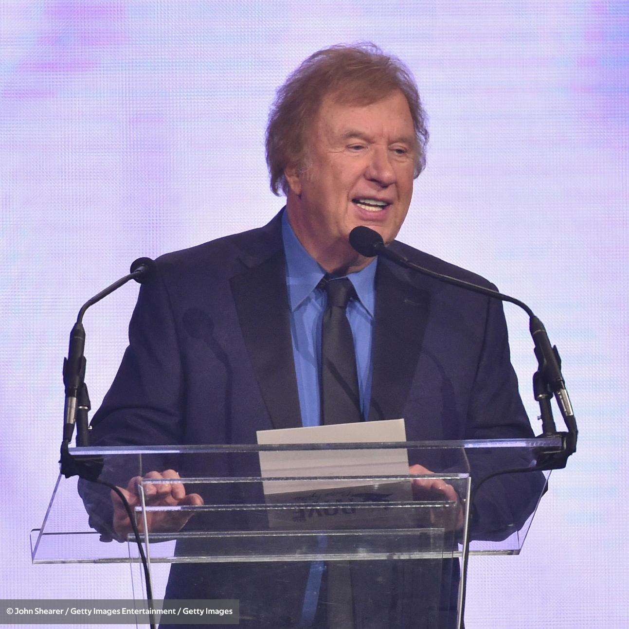 Bill Gaither - Télécharger et écouter les albums.