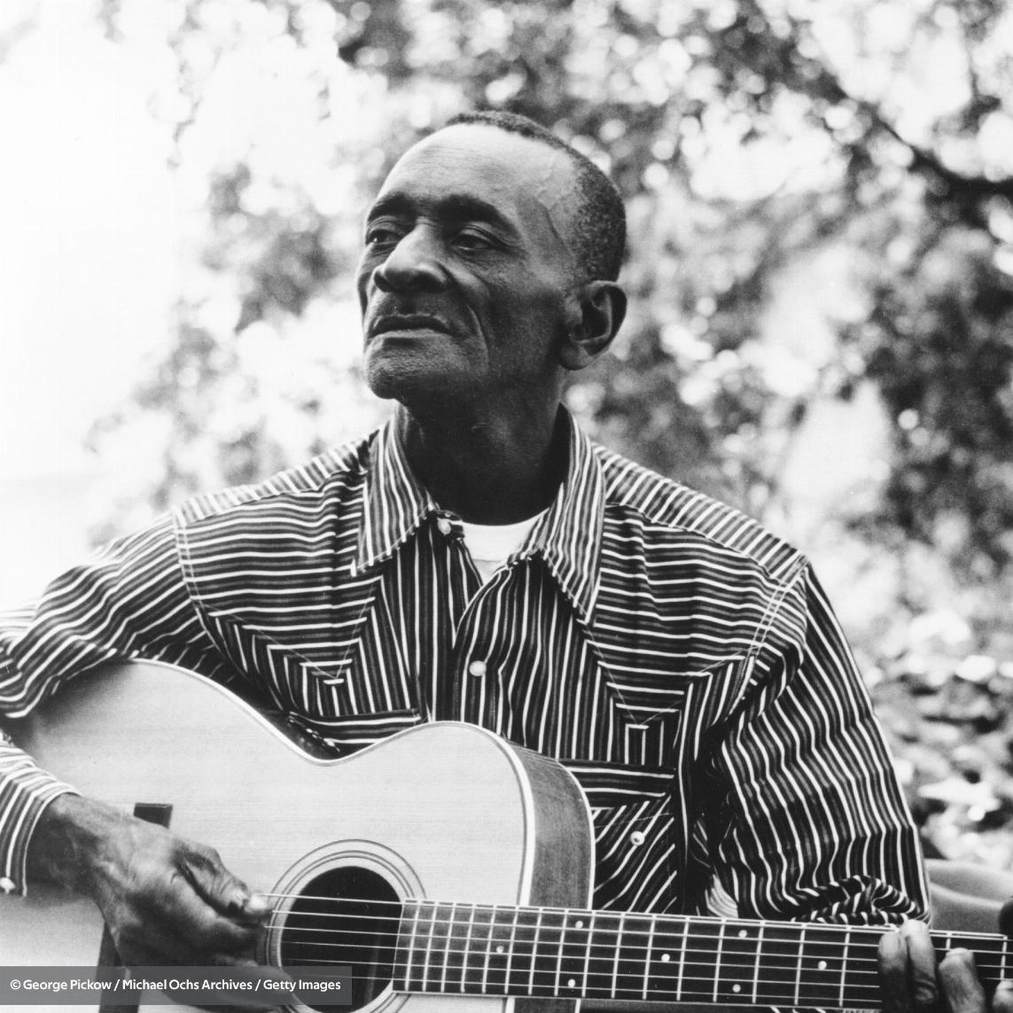 Mance Télécharger et écouter les albums.