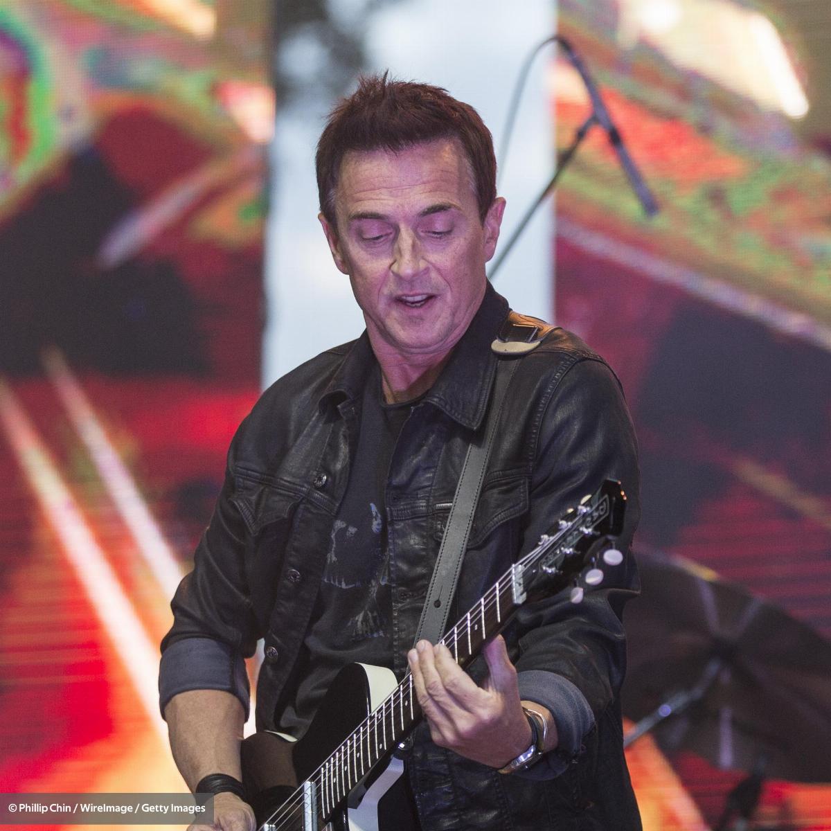 Colin James - Télécharger et écouter les albums.