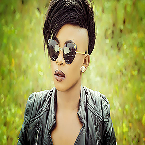mel b akwen