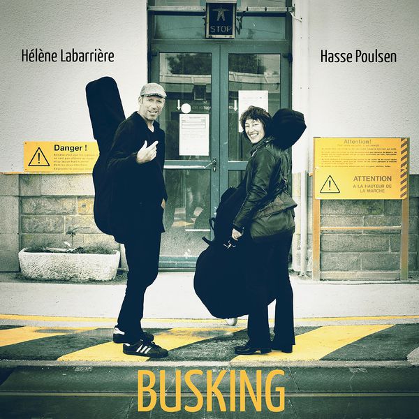 Hélène Labarriere|Busking