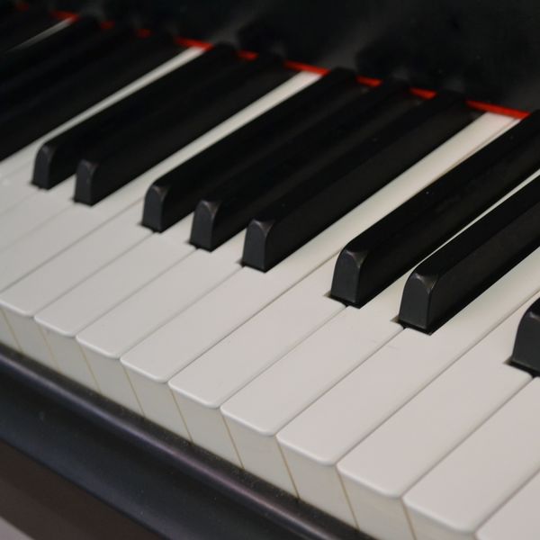 Piano Suave Relajante, Studying Music, Romantic Piano - A Powerful Piano Collection for Deep Focus & Complete Concentration Piano Suave Relajante, Studying Music, Romantic Piano - A Powerful Piano Collection for Deep Focus & Complete Concentration