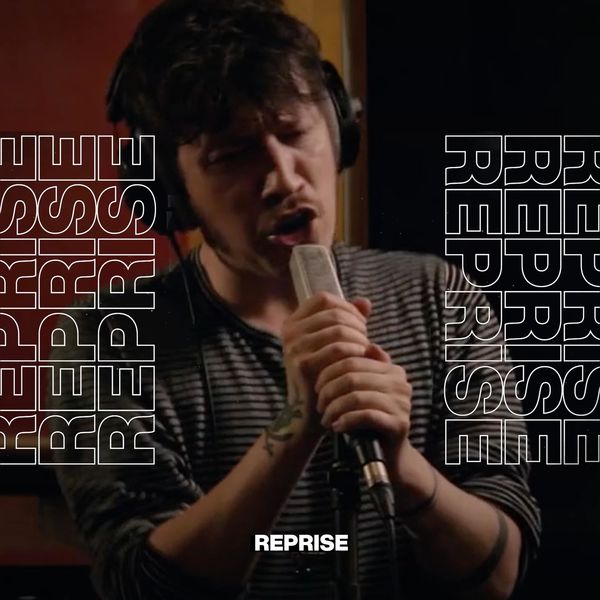 We Hate You Please Die|Bad Girls (Reprise by La Blogothèque) We Hate You Please Die|Bad Girls (Reprise by La Blogothèque)