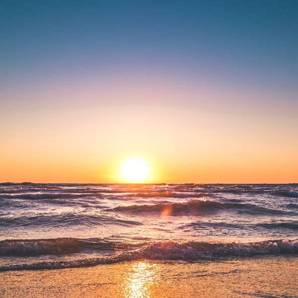 Sea Waves Sounds - Efficient Break by the Sea Shore (Loopable) Sea Waves Sounds - Efficient Break by the Sea Shore (Loopable)