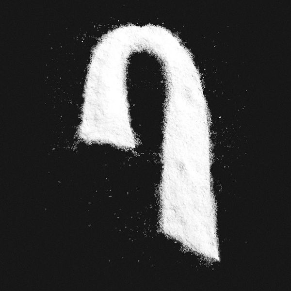 Ava Max - Salt Ava Max - Salt