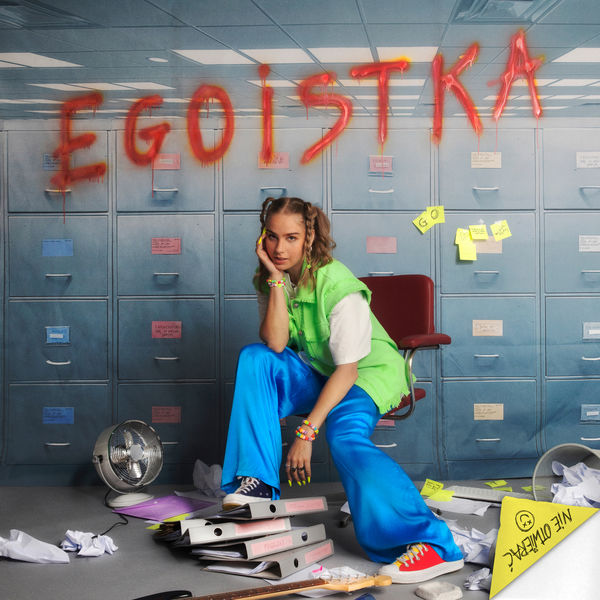 Julia Pośnik|Egoistka Julia Pośnik|Egoistka