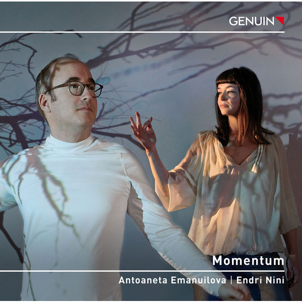 Antoaneta Emanuilova|Momentum Antoaneta Emanuilova|Momentum