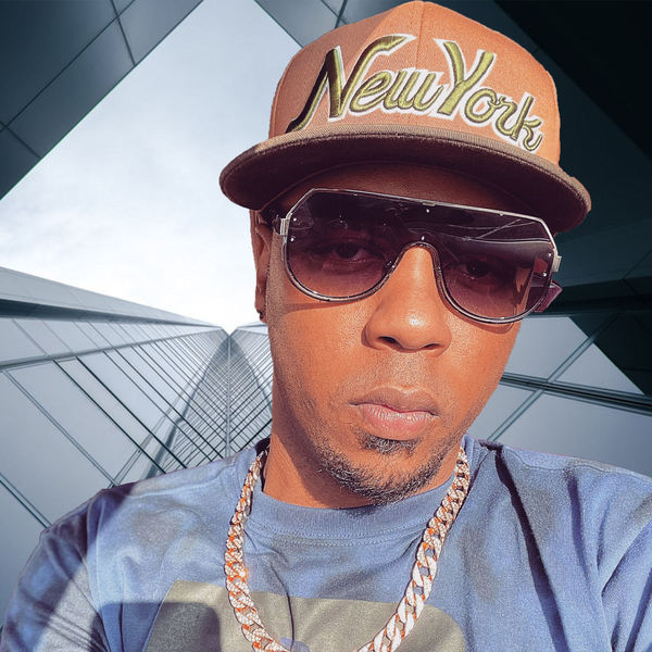 Zodiak|Like Glue, Money to Burn, Hold Yuh (Mashup) Zodiak|Like Glue, Money to Burn, Hold Yuh (Mashup)