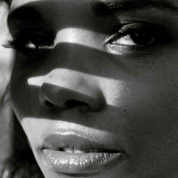 Noraa - Mixed Feelings Noraa - Mixed Feelings