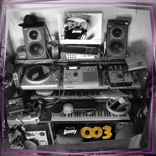 Miles Bonny - Corazón Metrónomo 003 Miles Bonny - Corazón Metrónomo 003