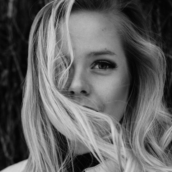 Bleach Blonde Bottle Blues (feat. Devyn Woodard), Shelby Joy Qobuz