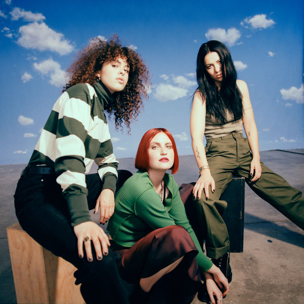 Muna - Saves The World Muna - Saves The World