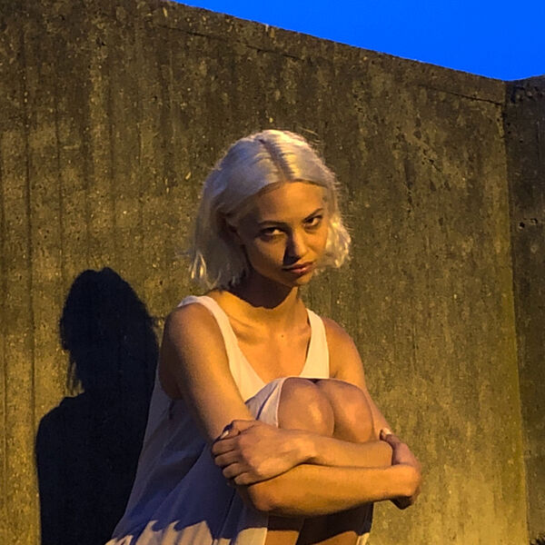 i like the way you kiss me, Artemas Qobuz