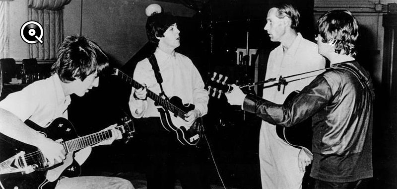 Produit par... George Martin Produit par... George Martin