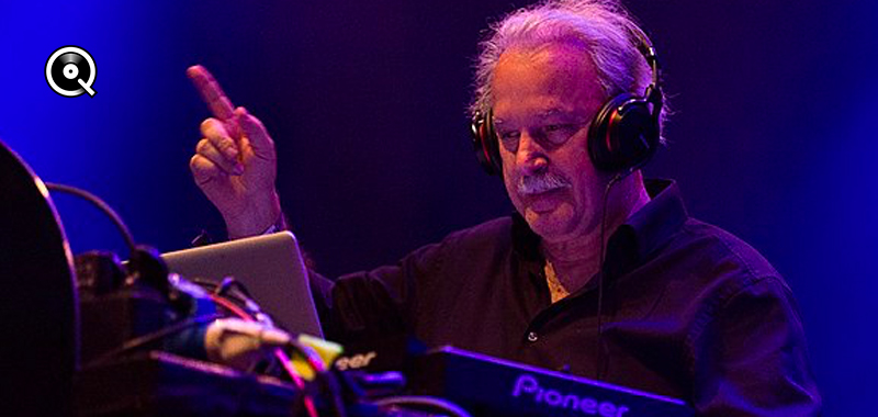 Producido por... Giorgio Moroder Producido por... Giorgio Moroder