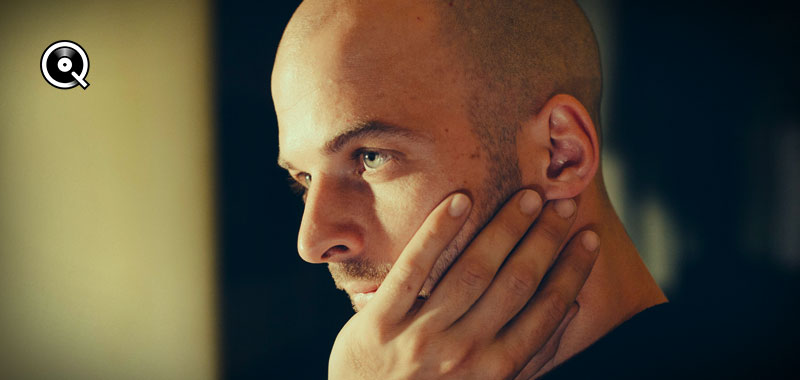Nils Frahm, an atypical piano master Nils Frahm, an atypical piano master