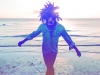 Lenny Kravitz lève le poing