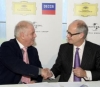 Barenboim signe chez DG et Decca